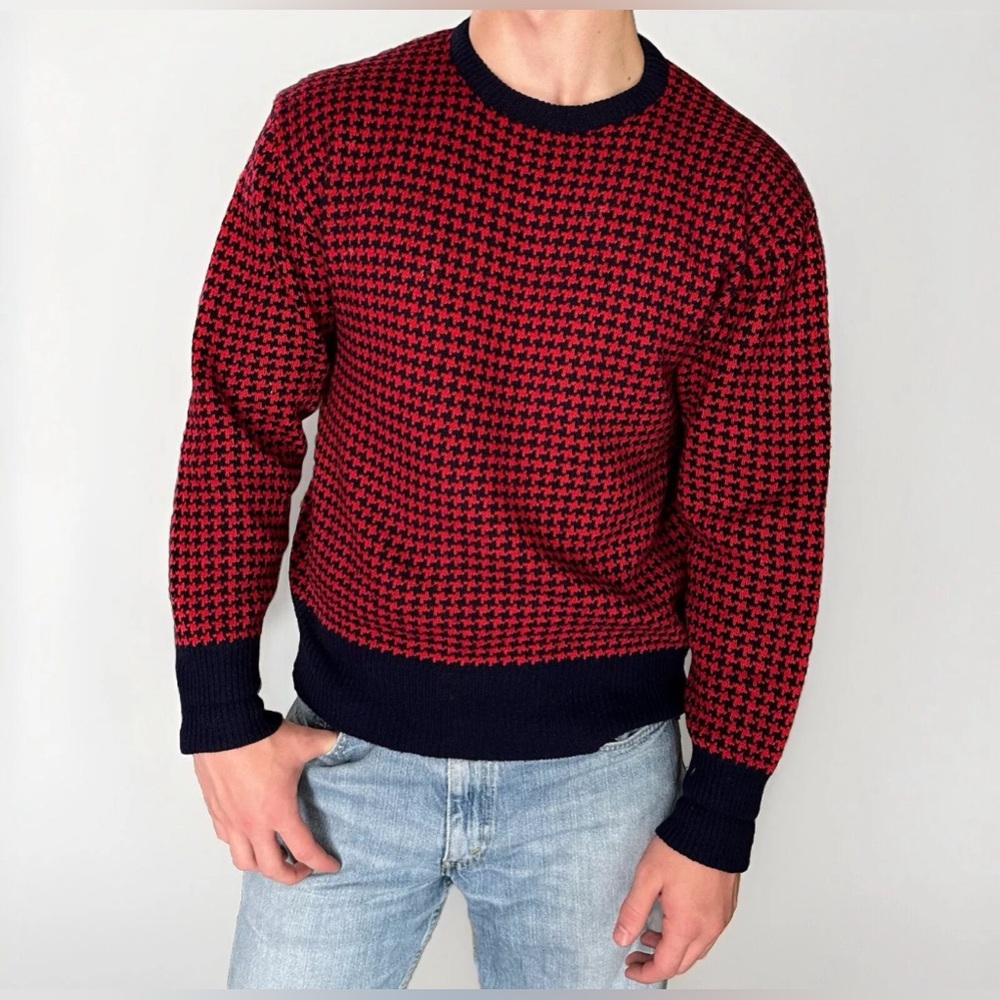 Red and Black Houndstooth Crewneck Sweater